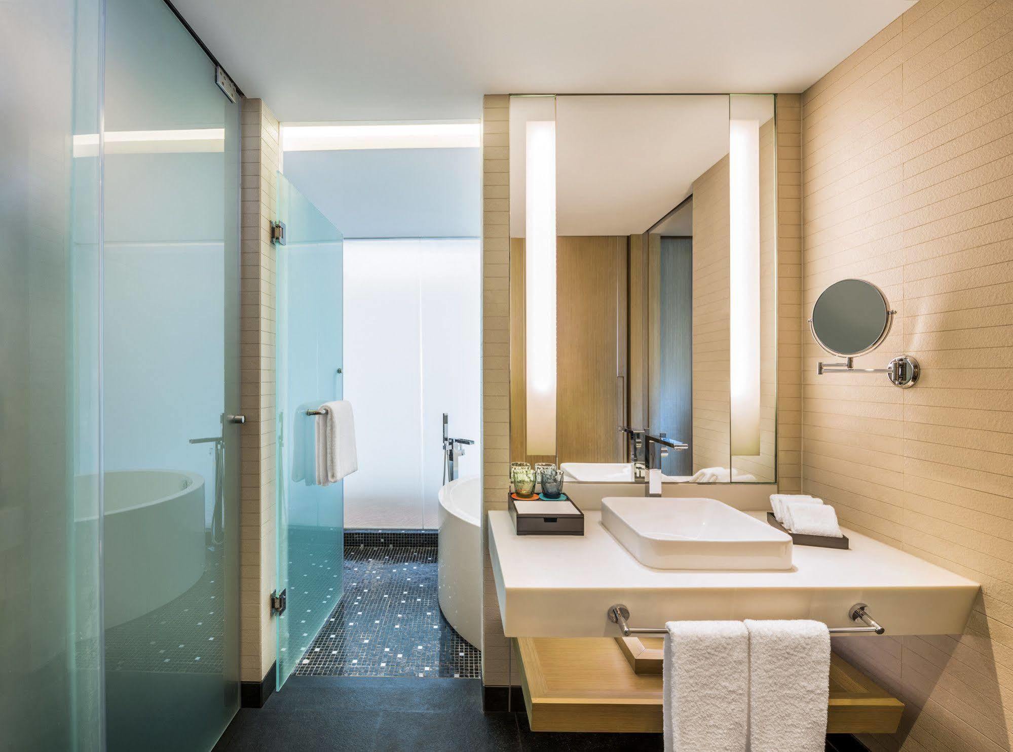 Le Meridien Qingdao West Coast Buitenkant foto